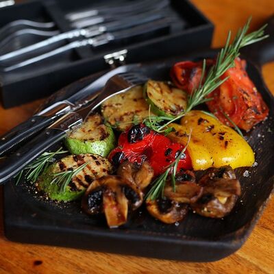 Овощи гриль в ЖаРим в КайФ по цене 300 ₽