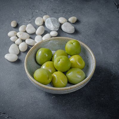 Оливки в Encore Cafe по цене 550 ₽