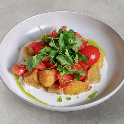 Зъ хрустящим баклажаном, свежими помидорами и жареным сыром в Станъ по цене 745 ₽