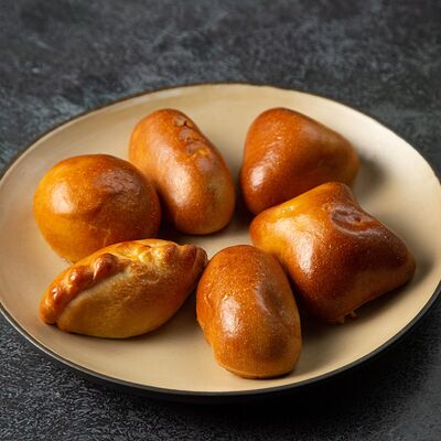 Ассорти из домашних пирожков в Fish Point по цене 990 ₽