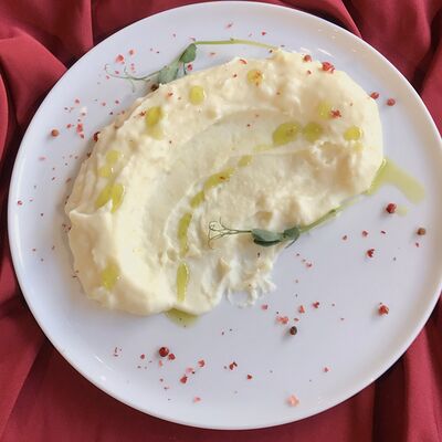 Картофельное пюре в Вино и еда по цене 290 ₽