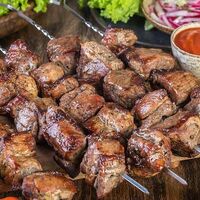 Шашлык из cвинoй шейки в Зона еды
