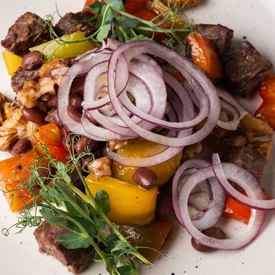 Салат Тбилиси в Ноев Ковчег по цене 550 ₽