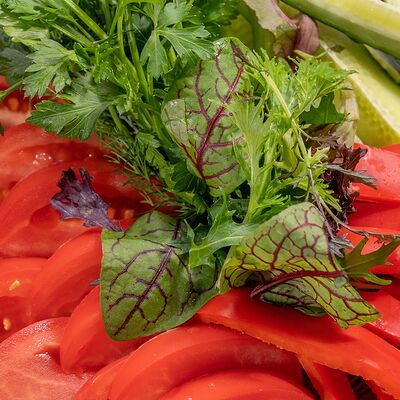 Свежие овощи и зелень в VIP караоке-клуб Ля Мажор по цене 650 ₽