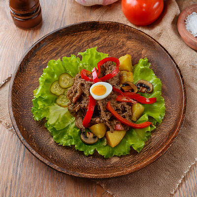 Салат Покровский охотник в Берлога по цене 590 ₽