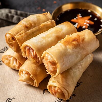 Спринг-роллы с овощами в Лапша и Утка по цене 500 ₽