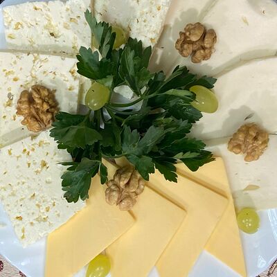 Сырная нарезка в Мацони по цене 480 ₽