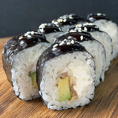 Ролл с угрём и авокадо в ГансРолл по цене 615 ₽