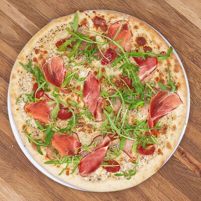 Пицца Руккола-Прошутто в 30 см по цене 950 ₽