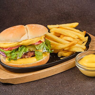 Комбо Нью-Йорк в Альфа-Бургер по цене 650 ₽