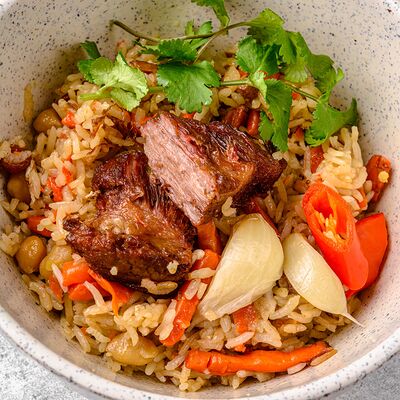 Плов с говядиной в Хлопок по цене 490 ₽