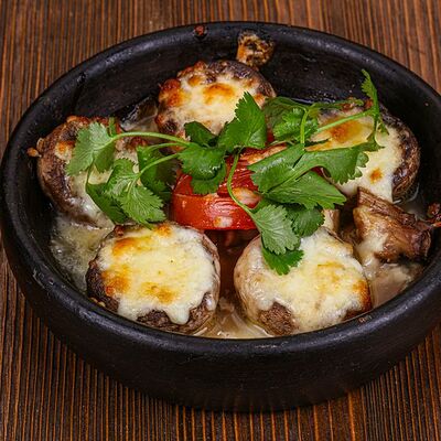 Шляпки грибов с сыром в Чито-гврито по цене 590 ₽