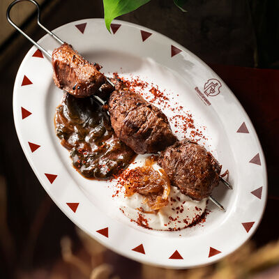 Шашлык из свиных щечек в ЮжанеГорожане по цене 728 ₽