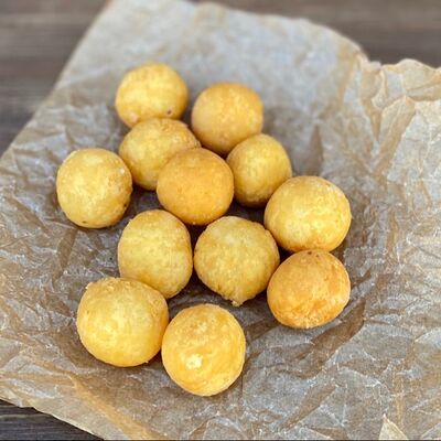 Сырные шарики во фритюре с соусом ранч в Гастробар DOM по цене 370