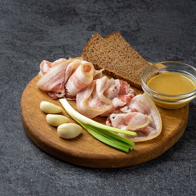 Сало солёное с чесноком в Щепка по цене 300