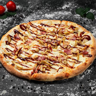Пицца Ранчо барбекю S в PIZZAZAVR по цене 560 ₽