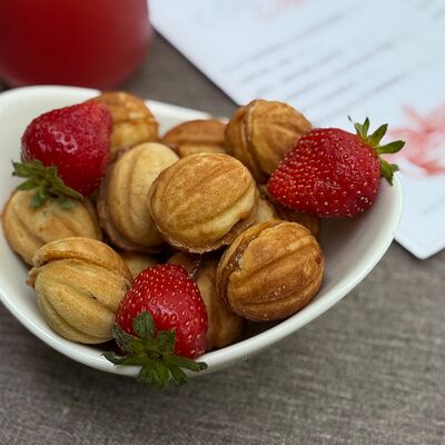 Орешки с вареной сгущенкойв Усадьба по цене 90 ₽