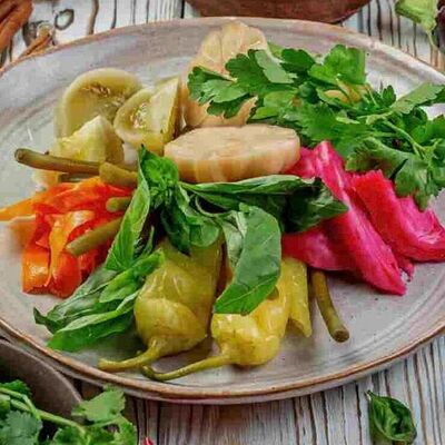 Соленья по-грузински в Тут харчо по цене 779 ₽