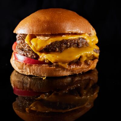 Дабл Чизбургер в Heimbrauer по цене 1250 ₽