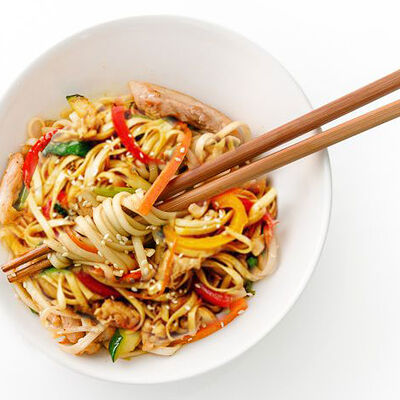 Тори Карри Яки Удон в Sushi House по цене 22 р.