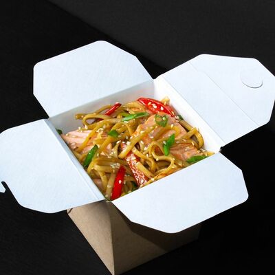 Вок с фарерским лососем в Sushi House по цене 499 ₽