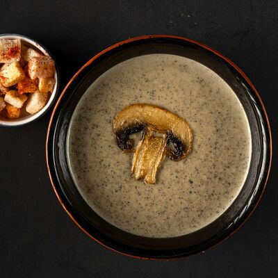 Суп-пюре грибной в Wasabi по цене 400 ₽