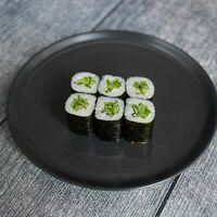 Ролл Огурец в Is Ku Sushi Ramen Bar