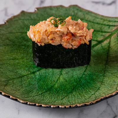 Спайси-суши гунканы Краб в Dragon по цене 560 ₽