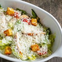Дейли Цезарь с курицей в Yuva