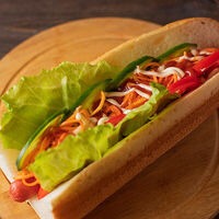 Хот-дог королевский в Hot Chicken