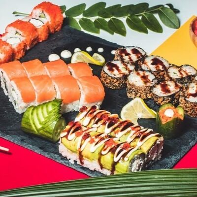 Набор Сакура в Uchu Sushi Yaki по цене 2699 ₽