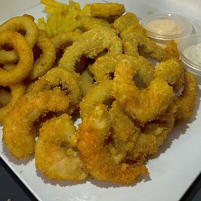 Пивная тарелка большая в Вьюнов ролл по цене 2290 ₽