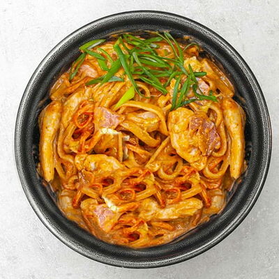 Wok №8 Яичная с копченостями в Пингви суши по цене 396 ₽