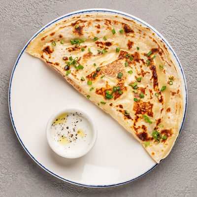 Кутаб с фермерским картофелем и лесными грибами в Дзеими по цене 368 ₽