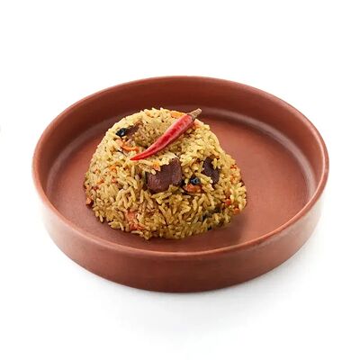 Плов с говядиной в Старик Хинкалыч по цене 540 ₽