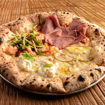 Пицца ассорти Горыныч в Горыныч по цене 1570 ₽