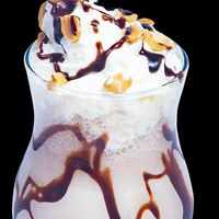 Милкшейк Сникерс в Beer & Fire Grill