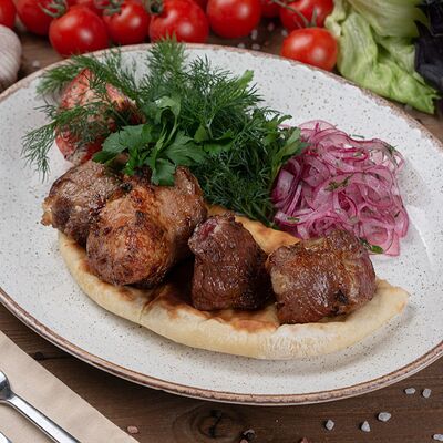 Шашлык из cвинoй шеи в Adriano Leonardo по цене 756 ₽