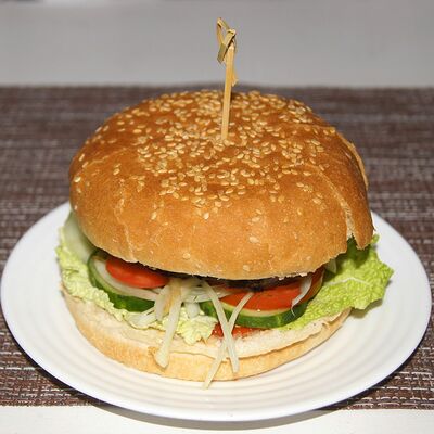 Бургер с бараниной в Шашлыки & Пироги по цене 380 ₽