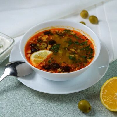 Солянка сборная мясная в Park cafe по цене 400 ₽