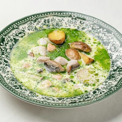 Сливочная уха с лососем и треской в Кафе Калачи по цене 540 ₽