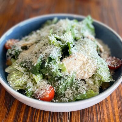 Цезарь с курицей в Акапулько по цене 570 ₽