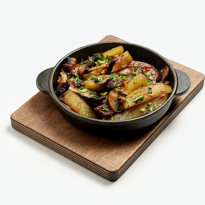 Жареный картофель с грибами в Лизонька, ты где? по цене 210 ₽