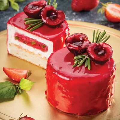 Пирожное с клубникой и базиликом в Чиполучо по цене 299