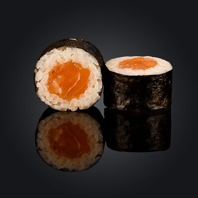 Ролл Маки с лососем в Фудзи Суши по цене 520 ₽