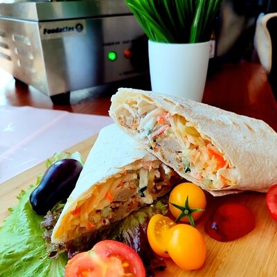 Питерская шаверма с куриными наггетсами в Фокси по цене 400 ₽