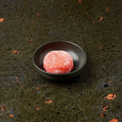 Моти Личи в Sumo Izakaya по цене 330 ₽