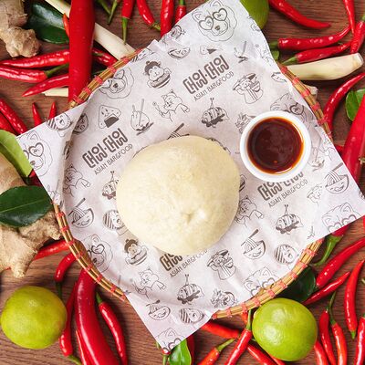 Бань Бао с говядиной, яйцом и кимчи в Chow Chow по цене 320 ₽