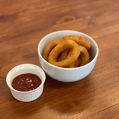Луковые кольца с соусом в Fat mao по цене 240 ₽