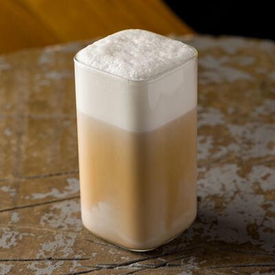 Латте в BEATS BREW по цене 614 ₽